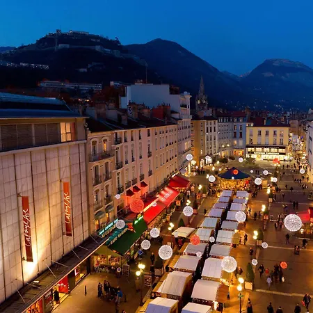 De L'europe Hyper-centre Grenoble