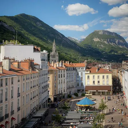 De L'europe Hyper-centre Grenoble